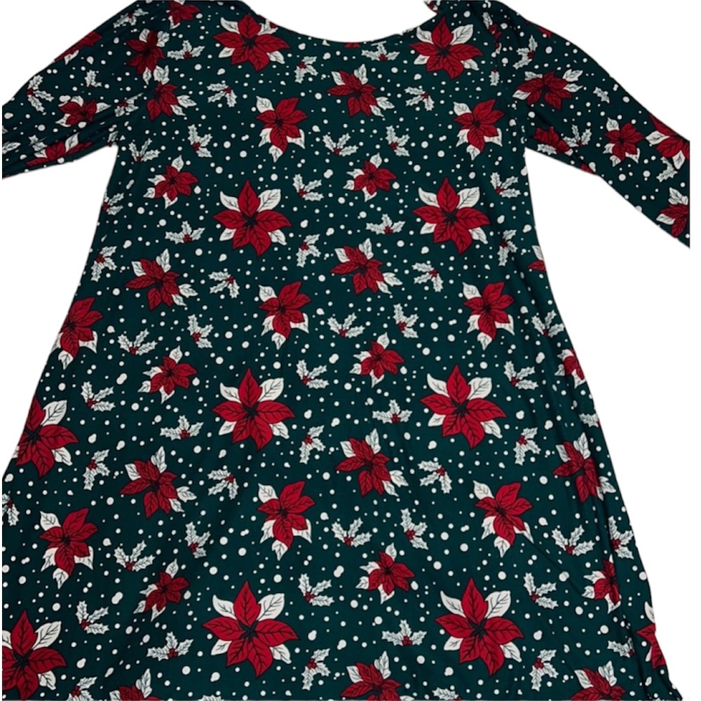 City streets green & red dress size large